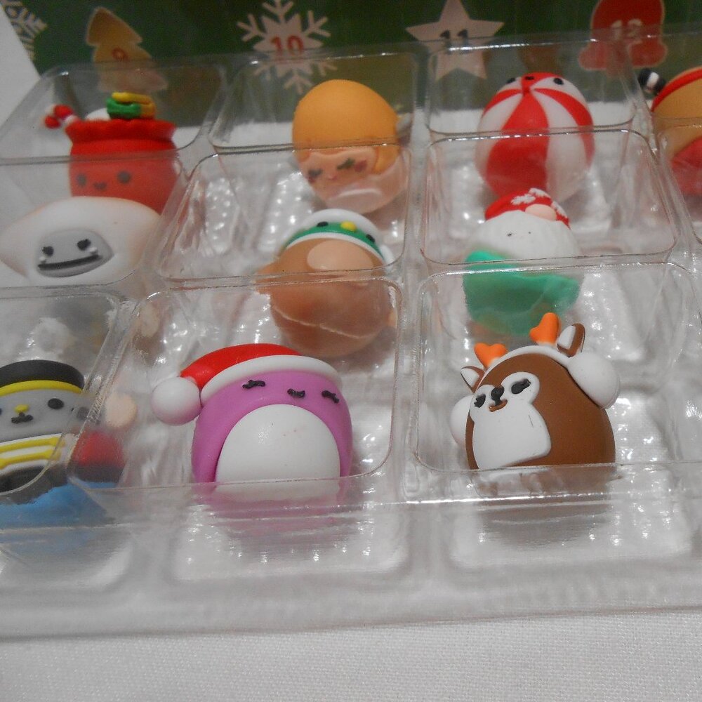 SQUISHMALLOWS MICROMALLOWS 12 PCS CHRISTMAS ADVENT HOLIDAY CALENDAR BOX 🎄👸👦 - Picture 11 of 14